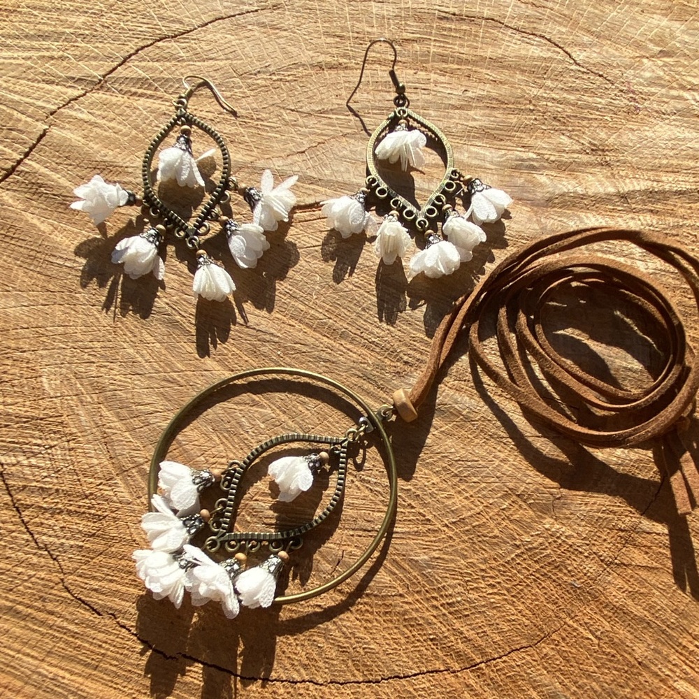 BoHo style floral necklace and earring set